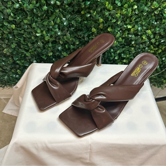 Mata Shoes Brown High Heels Stilletos Size 39 - Picture 3 of 13